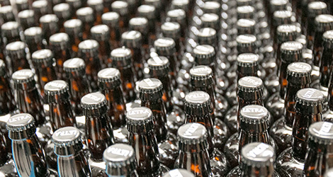 garrafas-letraria-cerveja-artesanal-minhota-letra-vila-verde-braga-brewery-brewpub-pub-beer-fabrica-bebespontocomes